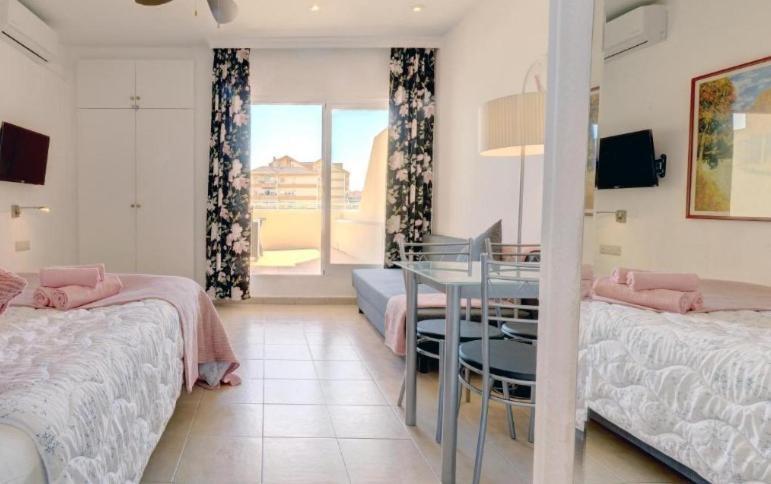 El Estudio De La Playa Benalbeach 324 Gran Terraza Vistas Al Mar 贝纳尔马德纳 外观 照片