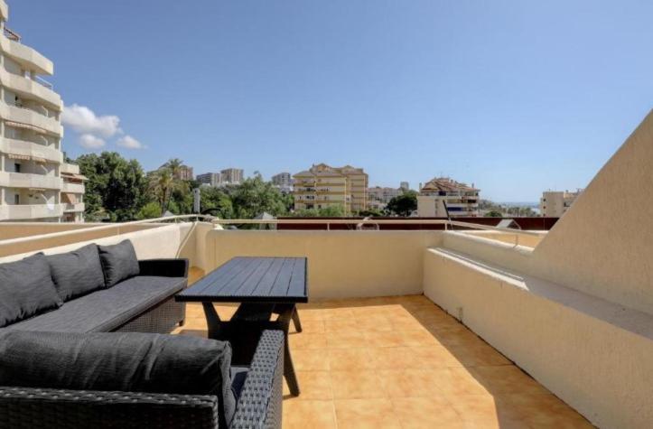 El Estudio De La Playa Benalbeach 324 Gran Terraza Vistas Al Mar 贝纳尔马德纳 外观 照片
